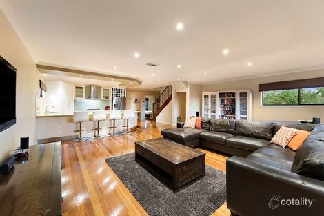 Property photo of 15 Summit Avenue Oak Park VIC 3046