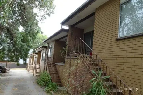 Property photo of 1/447 Rose Street Lavington NSW 2641