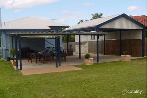 Property photo of 61 Morehead Avenue Norman Park QLD 4170