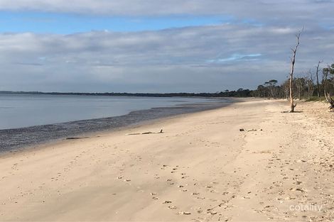 Property photo of 75 Beach Drive Burrum Heads QLD 4659