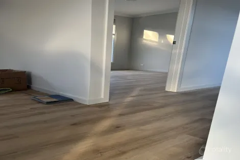 Property photo of 3 Radnor Avenue Rostrevor SA 5073