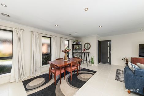 Property photo of 2/25 Lind Close Fraser ACT 2615