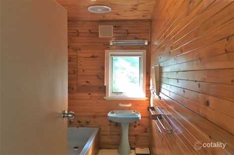 Property photo of 43 Mt Dandenong Road Ringwood East VIC 3135