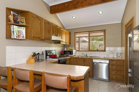 Property photo of 10 Opal Court Eltham North VIC 3095