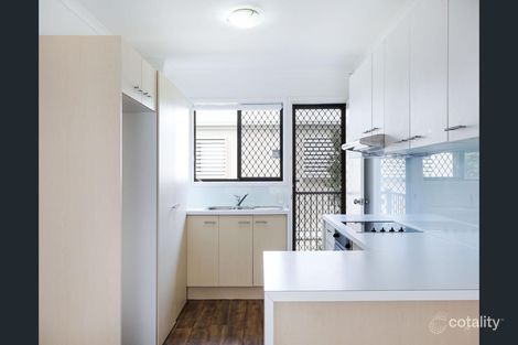 Property photo of 6/17 Middle Street Labrador QLD 4215