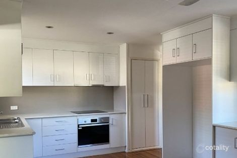 Property photo of 25 Pioneer Street Glenella QLD 4740