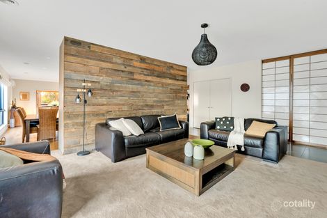 Property photo of 71 Valley Drive Wallan VIC 3756