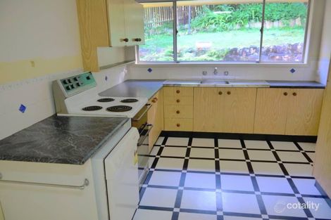 Property photo of 48 Sandstone Crescent Tascott NSW 2250