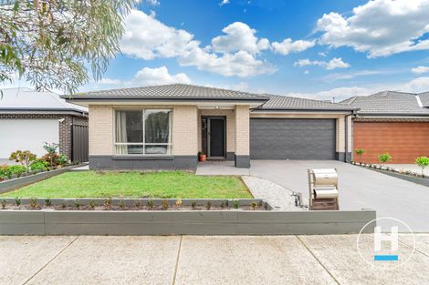 72 Biltmore Cres, Roxburgh Park, VIC 3064