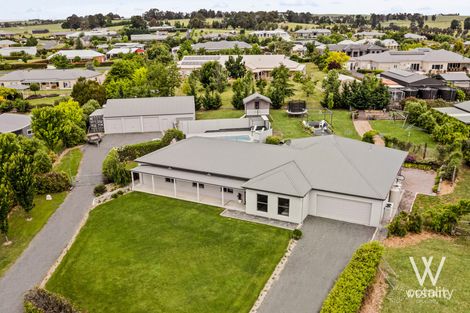 18 Blue Ridge Dr, White Rock, NSW 2795