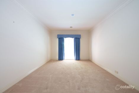 Property photo of 4 Ardblair Terrace Narre Warren South VIC 3805