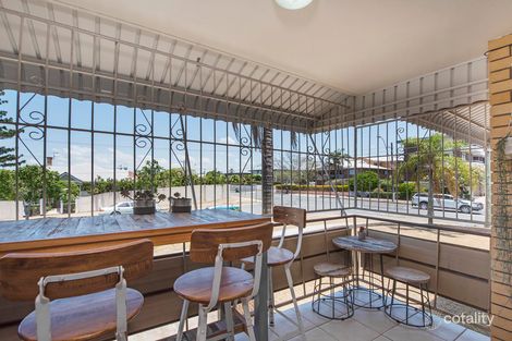 Property photo of 1/232 Cavendish Road Coorparoo QLD 4151