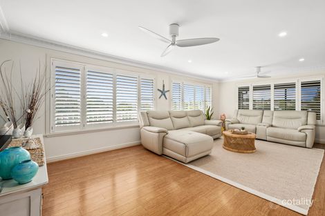 Property photo of 20 Dirrigeree Crescent Sawtell NSW 2452