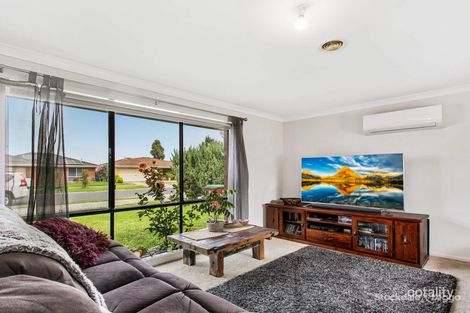 Property photo of 38 Trafalgar Way Cranbourne East VIC 3977