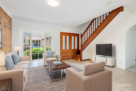 Property photo of 4/5-9 Northcote Road Hornsby NSW 2077