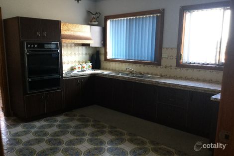 Property photo of 18 Hurry Crescent Warrawong NSW 2502