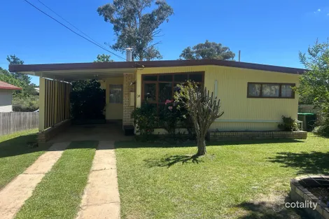 24 Roslyn Ave, Armidale, NSW 2350