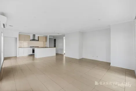 Property photo of 12 Anfield Road Clyde North VIC 3978