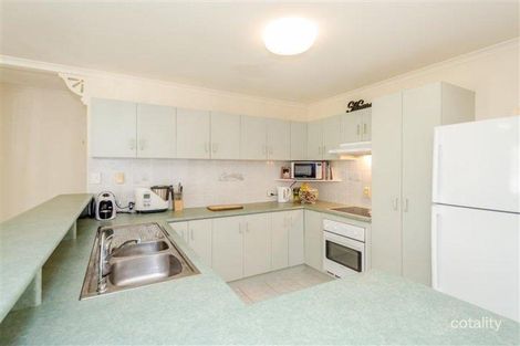 Property photo of 1 Threadingham Place Telina QLD 4680