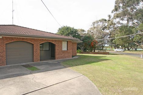 13 Edgewater Ave, Sussex Inlet, NSW 2540