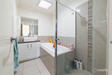 Property photo of 11 Bushwalk Grove Epsom VIC 3551