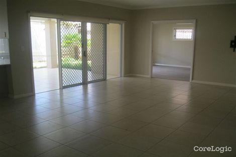 Property photo of 20 McCallum Court Middle Ridge QLD 4350