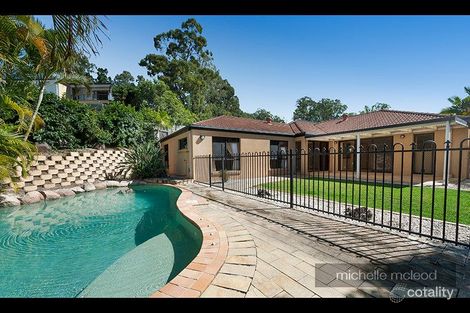 6 Summerfield Pl, Kenmore, QLD 4069
