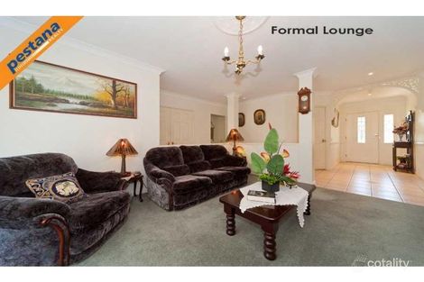 Property photo of 9 Cardwell Court Meadowbrook QLD 4131