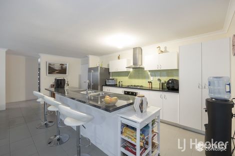 11 Kinglake Rd, Yanchep, WA 6035