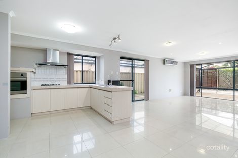 Property photo of 32 Kingia Way Canning Vale WA 6155