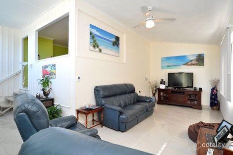 Property photo of 8 Ashgrove Avenue Runaway Bay QLD 4216