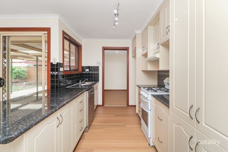 Property photo of 9 Lyons Crescent Forest Hill NSW 2651