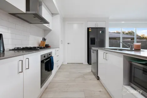 Property photo of 21 Botanica Avenue Fern Bay NSW 2295
