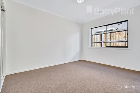 Property photo of 5 McCracken Avenue Mickleham VIC 3064