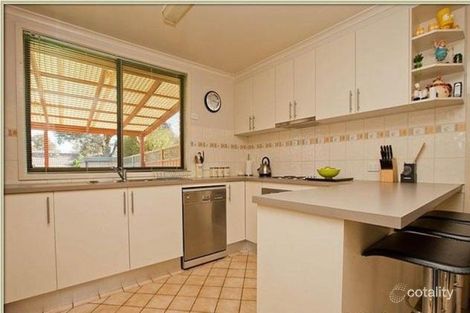 Property photo of 12 Derham Court Wanniassa ACT 2903