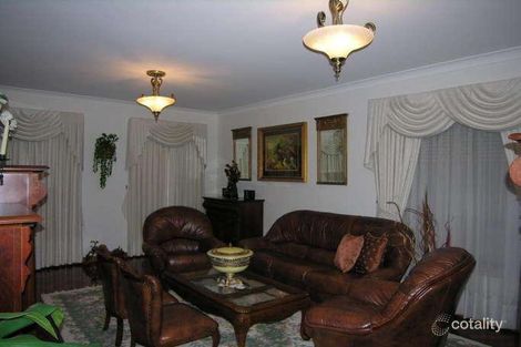 Property photo of 3 Garden Grove Drive Mill Park VIC 3082