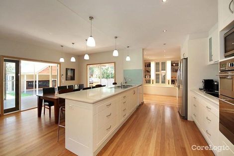 Property photo of 32 Kingswood Drive Dingley Village VIC 3172