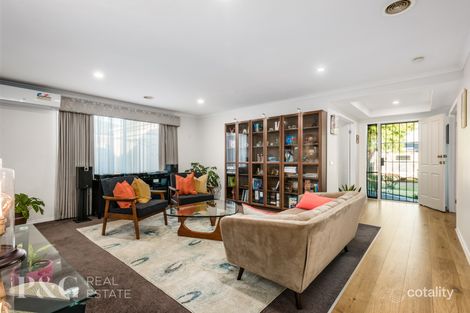 Property photo of 5 Taunton Court Narre Warren South VIC 3805