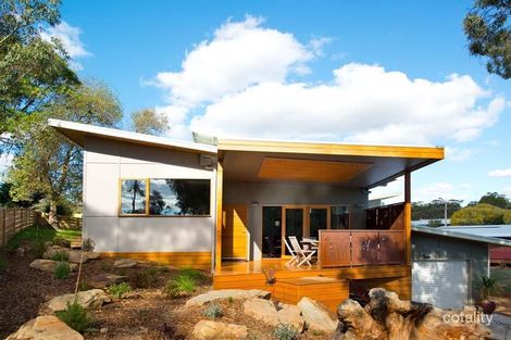 17a Lawson Pde, Castlemaine, VIC 3450