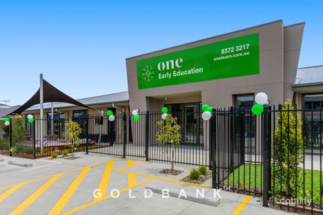 Property photo of 11 Boyden Square Roxburgh Park VIC 3064