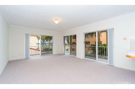 Property photo of 2/496 Marine Parade Biggera Waters QLD 4216