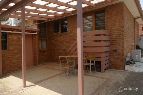 Property photo of 2/21 Meadow Crescent Mount Waverley VIC 3149