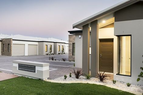 53 Maida Vale Rd, Maida Vale, WA 6057