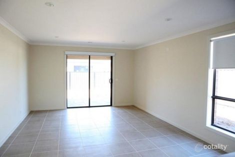 Property photo of 47 Brownlow Drive Point Cook VIC 3030