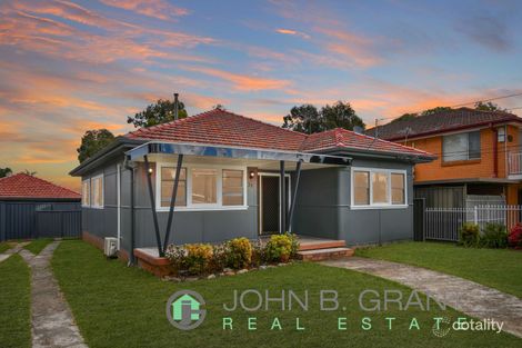 31 Endeavour Rd, Georges Hall, NSW 2198