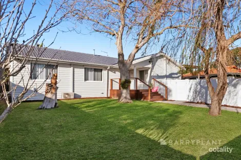 Property photo of 78 Robertson Drive Mornington VIC 3931