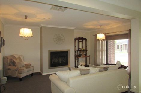 Property photo of 1 Westin Place Echuca VIC 3564