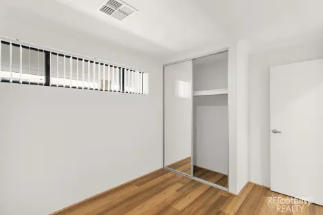 Property photo of 26 Lillypilly Loop Sinagra WA 6065