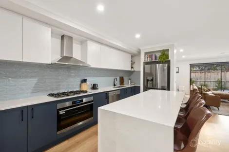Property photo of 11 Pollen Street Mount Duneed VIC 3217