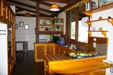 Property photo of 318 Ashbourne Road Woodend VIC 3442